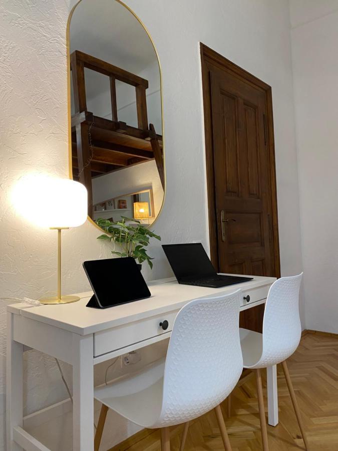 Romantic City Centre Flat - Alexandra Apartment 부다페스트 외부 사진